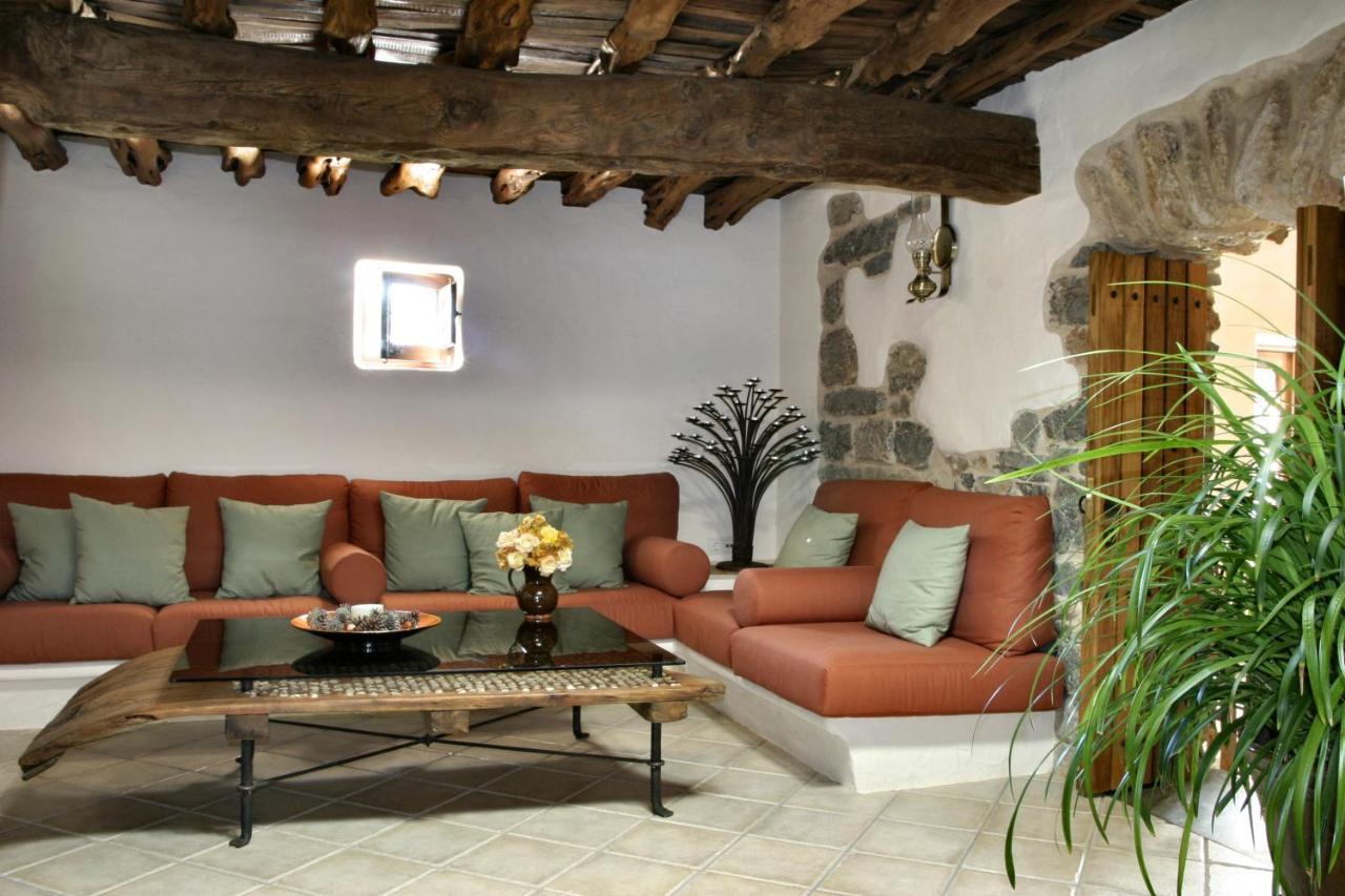 Agroturismo Can Gall Sant Joan De Labritja Exterior foto